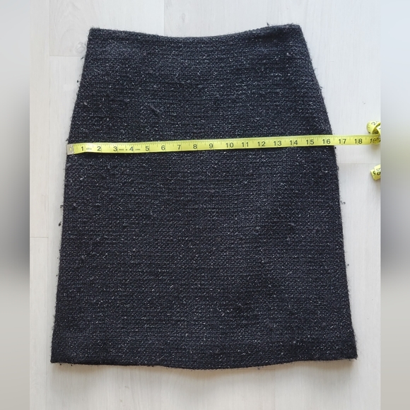 Gunex black wool tweed skirt - Picture 3 of 7